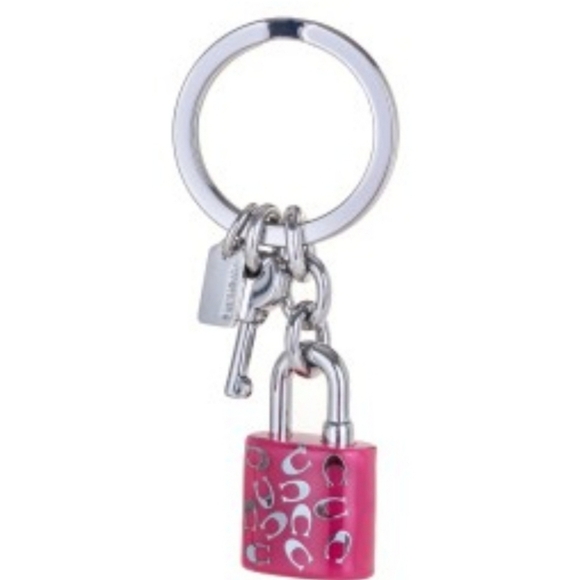 ✨️💞 *RARE** COACH Sprinkle C  Lock And Key Key Ring bag charm  ✨️💞 - Picture 2 of 6